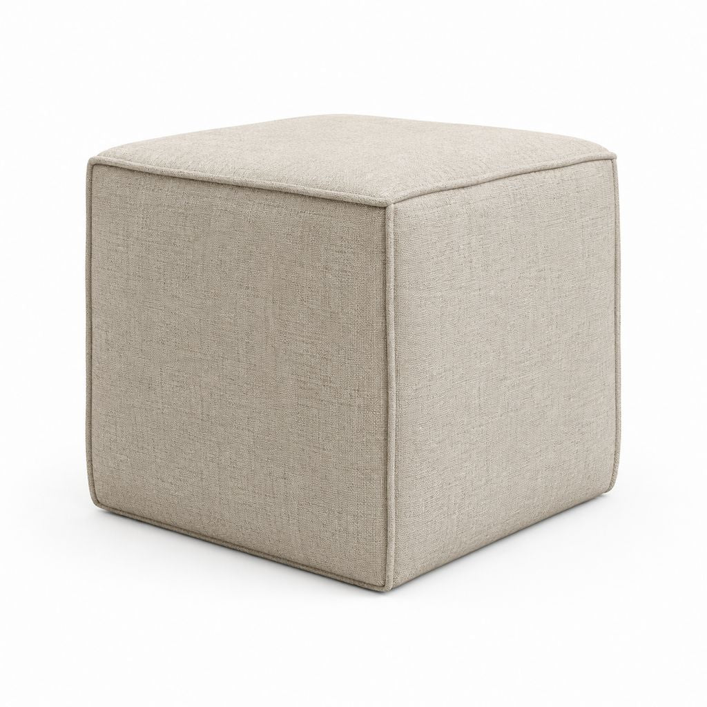 Repose-pieds cube beige en polyester 40 x 40 x 40 cm